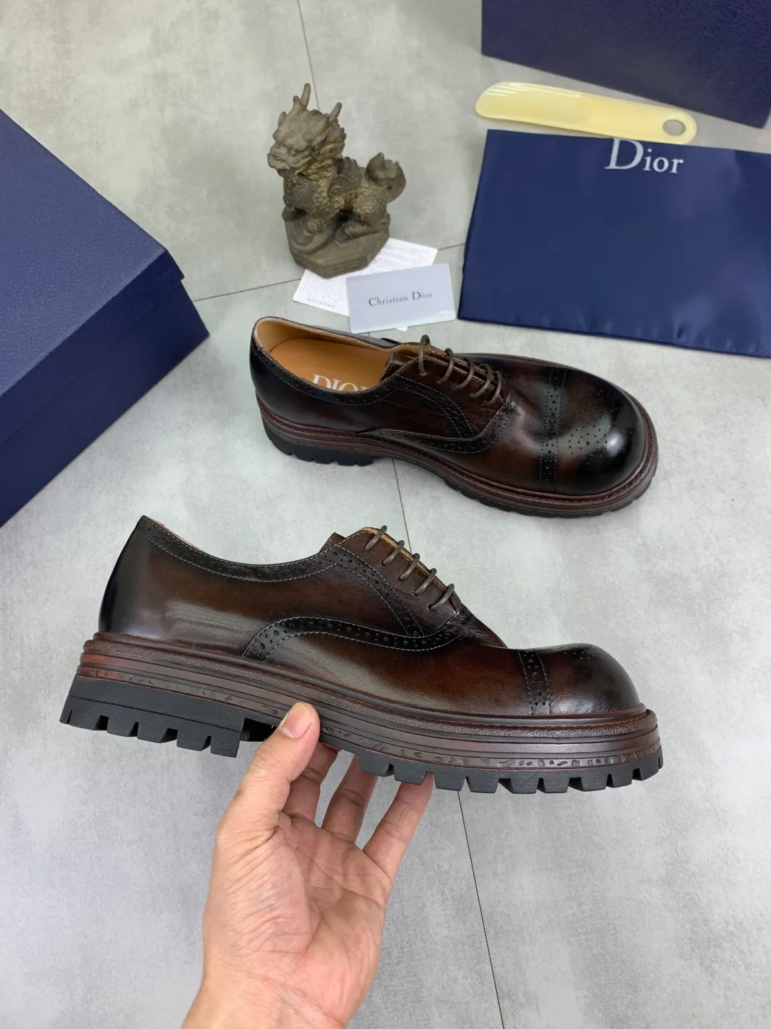Men's shoes P520 💰【New style】Water-dyed cow lining Original order quality Dior —🆘.Dior Original order purchase, high-end leather shoes, fabric: Made of Italian imported color rubbed wrinkled cowhide➕Water-dyed cow lining/cowhide lining➕Specially available original combination outsole, fine workmanship, real shot🎬Size: 38-45 (with full set of packaging) Color: 3️⃣ colors available